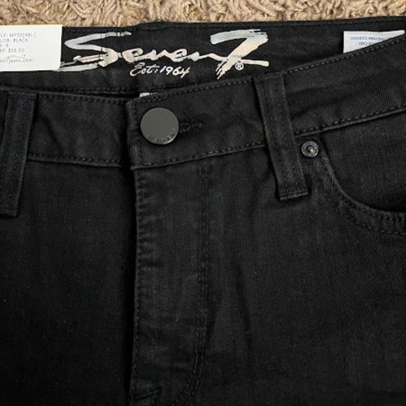 NWT-Seven7 5" Inseam Black Weekend Jeans Shorts - $15 - Picture 5 of 5